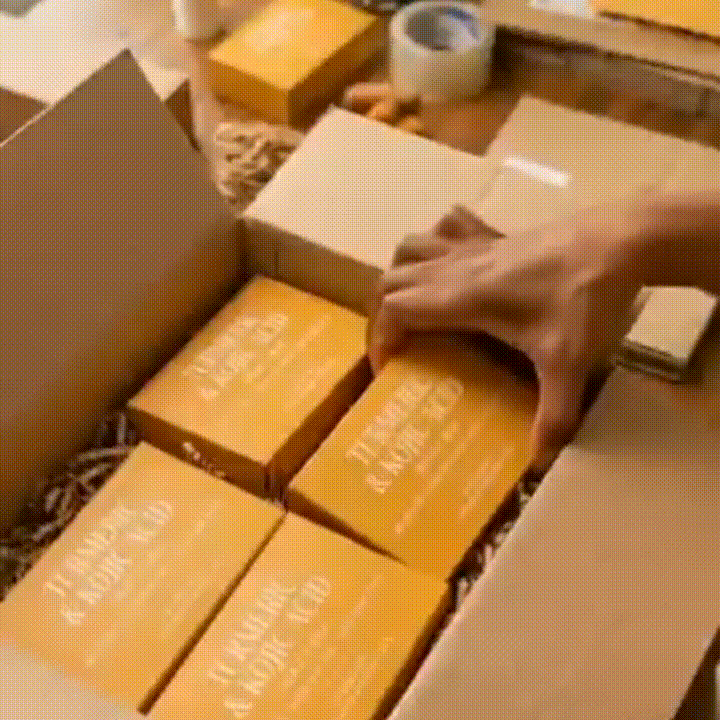 ✨ Limited-Time Offer ✨ Turmeric & Kojic Acid - Brightening Soap (Buy 1 Get 1 Free)